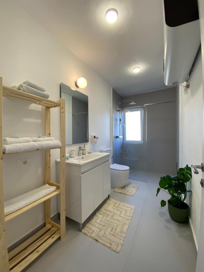 Lucas Central Oasis Studios Тирана Экстерьер фото