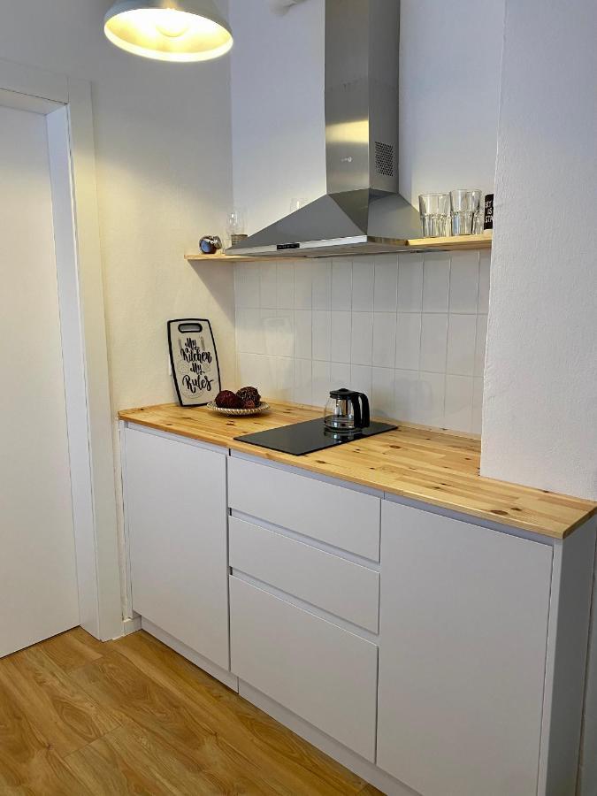 Lucas Central Oasis Studios Тирана Экстерьер фото